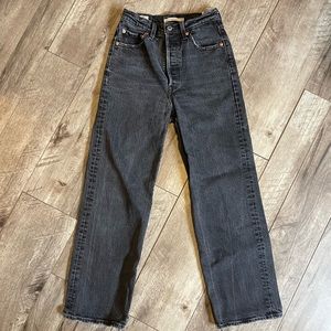 Levi’s ribcage straight ankle women’s jeans